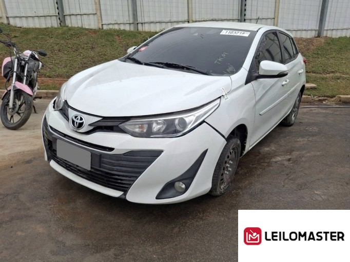TOYOTA YARIS 22/23