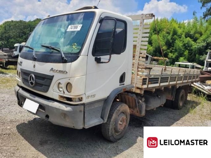 MERCEDES BENZ ACCELO 815 14/14