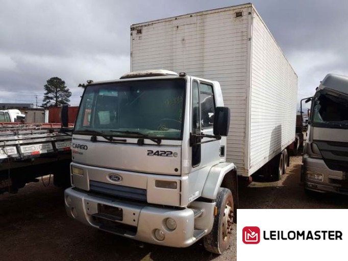 FORD CARGO 2422E 10/11