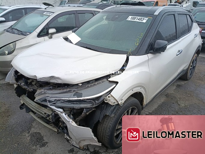 NISSAN KICKS 22/22