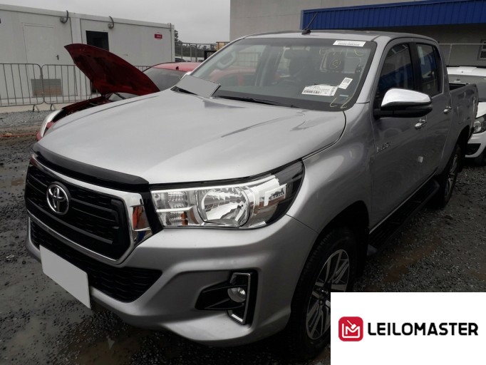 TOYOTA HILUX 20/20